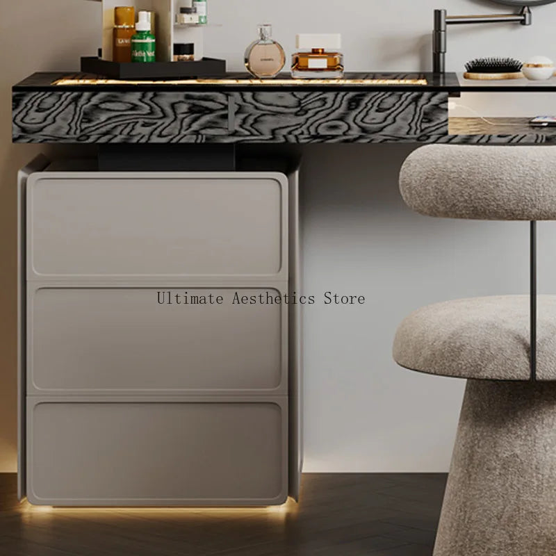 Nordic European Vanity Table Light Luxury Apartment Makeup Table Organizer Decorative Coiffeuse Storage Bedroom Furniture