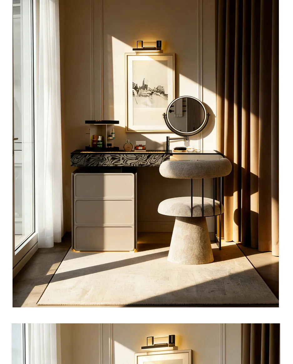 Nordic European Vanity Table Light Luxury Apartment Makeup Table Organizer Decorative Coiffeuse Storage Bedroom Furniture