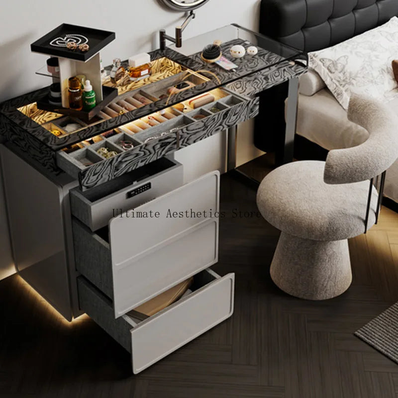 Nordic European Vanity Table Light Luxury Apartment Makeup Table Organizer Decorative Coiffeuse Storage Bedroom Furniture